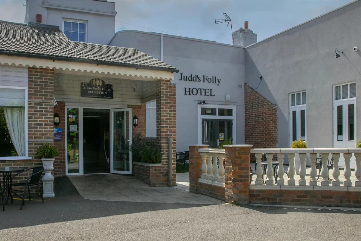 Judd's Folly Hotel