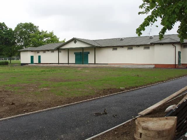 North Acton Pavilion: Pavilion, North Acton Playing Fields