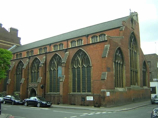 St Cyprian's, Clarence Gate: St Cyprian's church, Clarence Gate