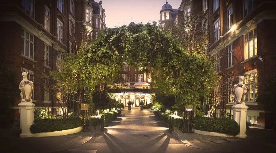 St. Ermin's Hotel, Autograph Collection