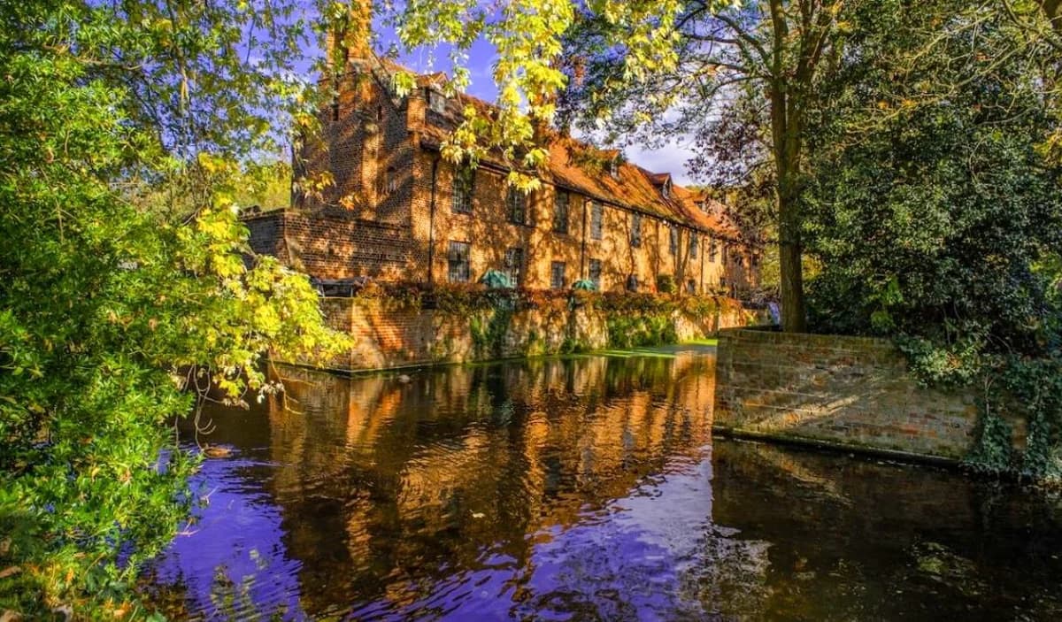 Well Hall Pleasaunce